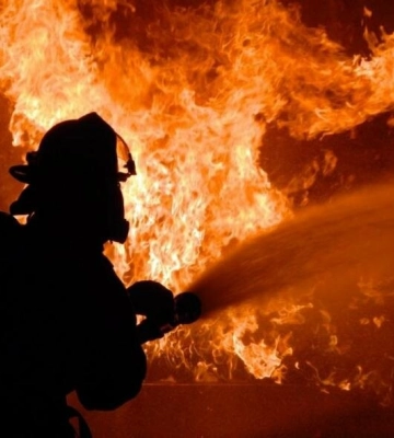 У новорічну ніч на Львівщині рятувальники ліквідували 15 пожеж