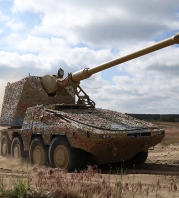 У Німеччині стартувало виробництво колісних САУ RCH-155 для України