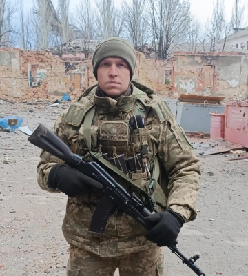 «Найчесніша і найдобріша людина, яку я знав»: брат загиблого під Бахмутом військового з Рівного написав болючі спогади про нього&amp;hellip;