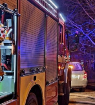У Львові горіла квартира в багатоповерхівці: рятувальники евакуювали 46 мешканців, постраждав 56-річний чоловік