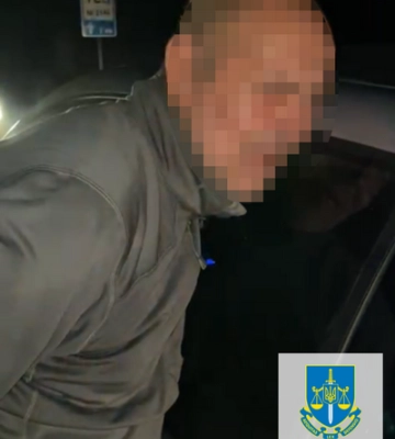 Незаконно заволодів автомобілем і встиг виїхати за межі району – у Тячеві підозрюваного чоловіка взяли під варту