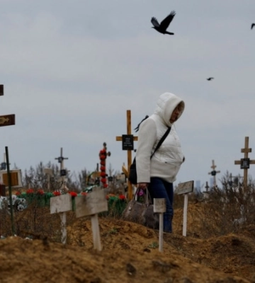 Журналісти AP від березня виявили понад 10 тисяч нових могил у Маріуполі