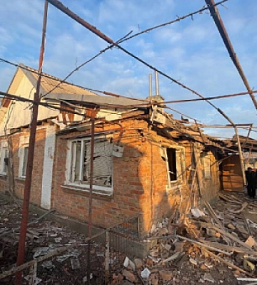 Внаслідок обстрілів Нікопольщини постраждала дитина: поліцейські документують наслідки