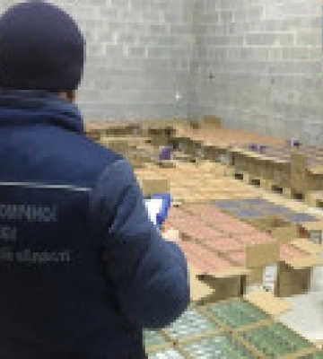 На Львівщину без розмитнення завезли електронні сигарети на понад 15 млн грн, їх вилучили - БЕБ