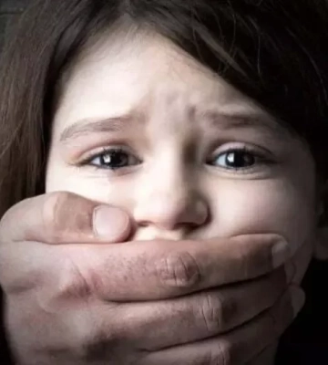 В Одеській області суд виніс вирок збоченцю, який розбещував неповнолітню падчерку