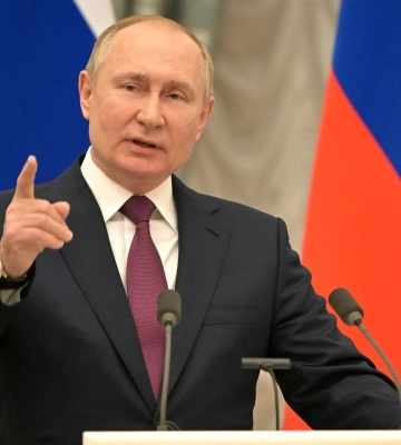 РФ может никогда не выйти из &quot;темного леса&quot;, куда ее завел Путин, — экс-адмирал НАТО (видео)
