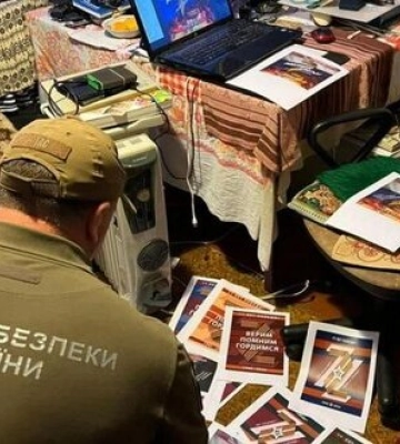 Экс-работника одного из телеканалов Харькова осудили за создание пропагандистских открыток для РФ