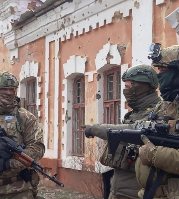 Українські прикордонники прийняли два бої під Бахмутом, знищено 5 окупантів