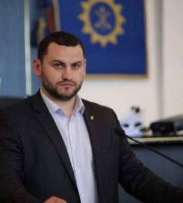 Хтось має піти на поступки
