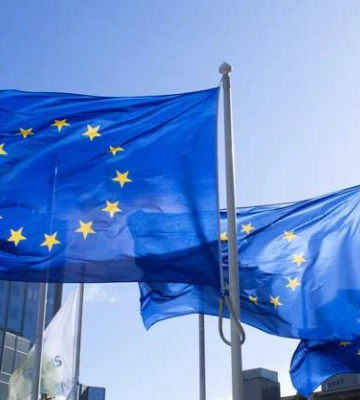 Підтримка цивільних: посол ЄС в Україні назвав суму, яку виділили з початку війни
