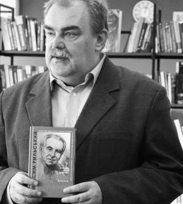 Помер знаний український журналіст, який останні місяці життя прожив на Волині