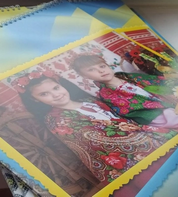 Сумська школа продає власноруч розроблені календарі, щоб допомогти бійцям ЗСУ