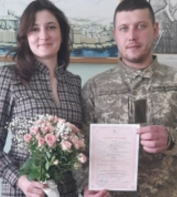 У Торчинській громаді одружилися волинський військовий та харківʼянка