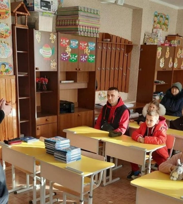 На Дніпропетровщині рятувальники навчають дітей діям у разі надзвичайних ситуацій