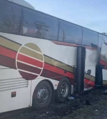Трагічна ДТП у Звягельському районі: автобус міжнародного сполучення зіткнувся з вантажівкою – ФОТО, ВІДЕО