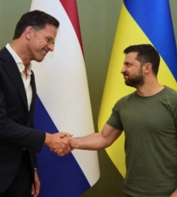 Зеленський зідзвонився з прем’єр-міністром Нідерландів: про що говорили