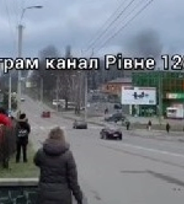 У Рівному горять гаражі на Північному