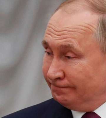 Удар ВСУ по базе оккупантов в Макеевке является позором для Путина – New York Times