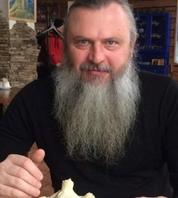 Пьяный священник УПЦ МП устроил драку за пиво - соцсети
