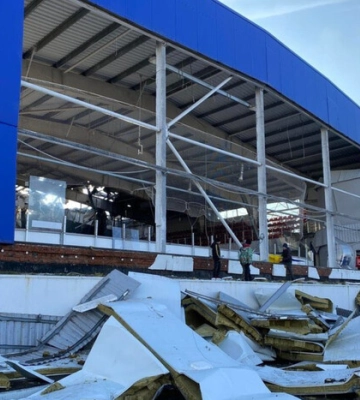 Зруйнована льодова арена в Дружківці: Кулеба звернувся до російських функціонерів 