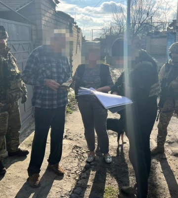СБУ затримала у Херсоні колишню очільницю «філії російської залізниці», яка допомагала перекидати в Україну військові ешелони рф