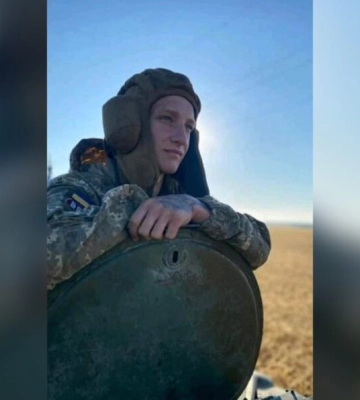 На передовій загинув військовий з Дніпропетровської області Артем Шавкун