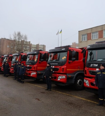 Рятувальники Харківщини отримали сучасну пожежно-рятувальну техніку 