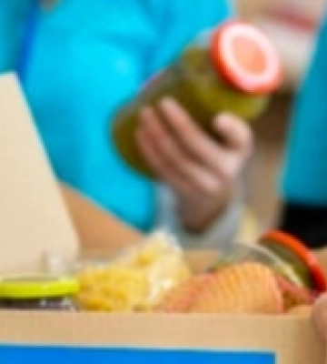 Переселенцям у Володимирі видаватимуть продуктові та гігієнічні набори