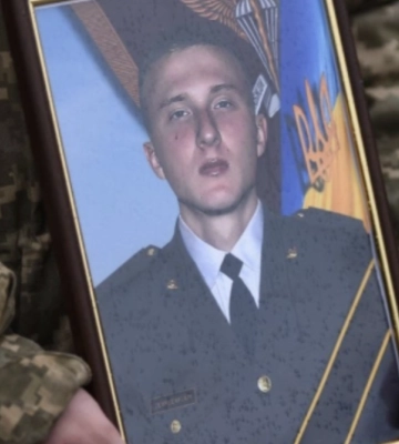 Рівне провело в останню путь українського захисника