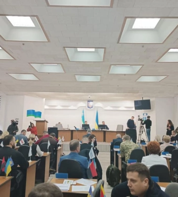 &quot;Крадійський бюджет&quot;: Президентська фракція залишила сесію Рівнеради, бо в бюджеті міста на 2023 рік забули про оборону