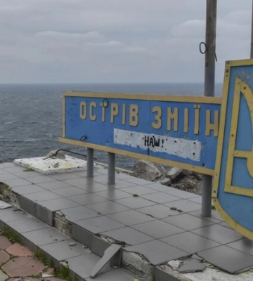 «Цвинтар дорогої військової техніки». Головне з репортажу CNN з острова Зміїний