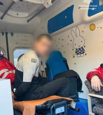 В Запоріжжі поліція врятувала чоловіка, який хотів вчинити самогубство (ФОТО)