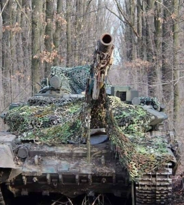 Ніч на Донеччині: удари з &quot;Градів&quot; по Авдіївці та обстріли Курахового. У центрі Бахмута пошкоджено історичну будівлю. ФОТОрепортаж