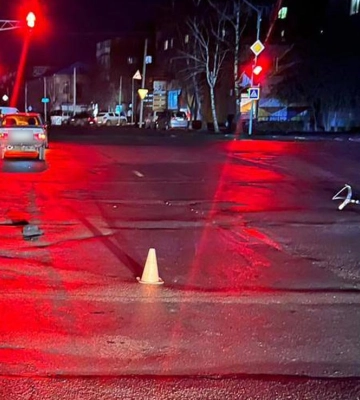 У місті на Полтавщині легковик ВАЗ збив велосипедиста