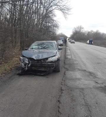 Під Харковом через аварію КІА з’їхав у кювет – водій загинув