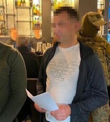 Затримано посадовця БЕБ та місцевого депутата, які &quot;кришували&quot; нелегальний збут підакцизних товарів на Закарпатті, - СБУ. ФОТО