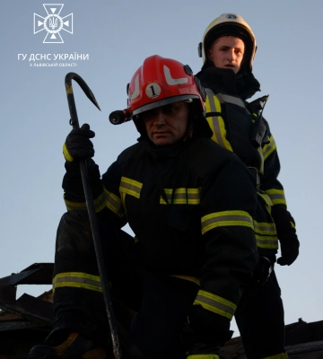 Рятувальники Львівщини за добу ліквідували 9 пожеж різного характеру