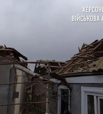 Россияне утром обстреляли Чернобаевку, пострадали люди