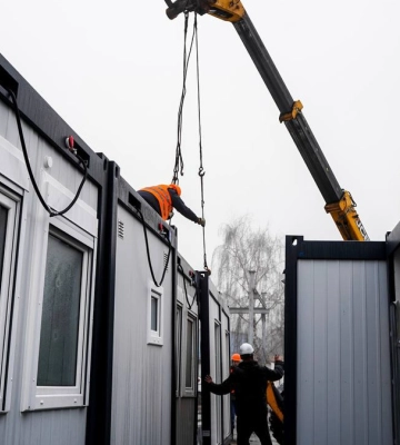 В Полтавской области монтируют модульный городок для 520 переселенцев