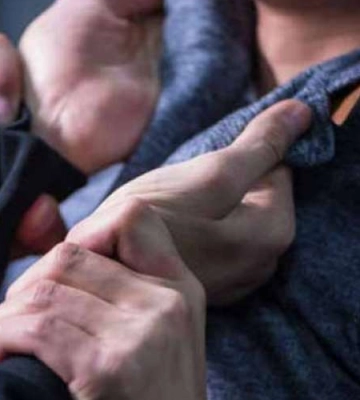 У Луцьку у ПортСіті побилися чоловіки, одного з кровотечею забрали у лікарню