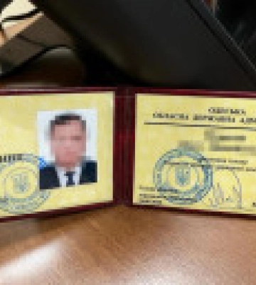 За 35 тис. доларів пропонував “відмазати” від тюрми: СБУ на хабарі затримала заступника голови Одеської ОВА