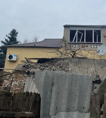 У поліції показали фото наслідків обстрілів Дніпропетровської області