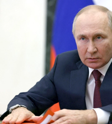 РФ &quot;відкрита до серйозного діалогу&quot;, але Київ має виконати &quot;відомі вимоги&quot; та &quot;враховувати нові територіальні реалії&quot;, - Путін