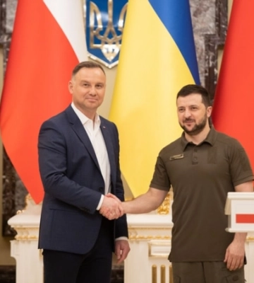Зеленський дорогою до України відвідав Польщу