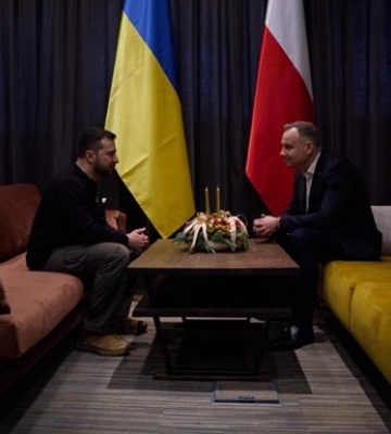 Зеленський зустрівся з Дудою на шляху в Україну
