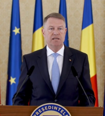 Президент Румунії попросив Зеленського переглянути закон про нацменшини