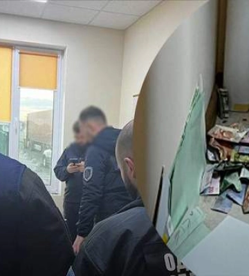 Без хабарів не пропускали в Україну навіть генератори: на митниці викрили масштабну схему