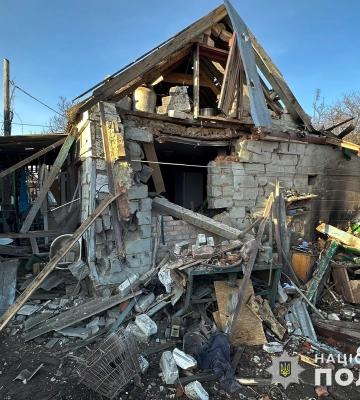 Зруйновані будинки та загиблий житель: наслідки ворожих обстрілів на Запоріжжі (ФОТО)