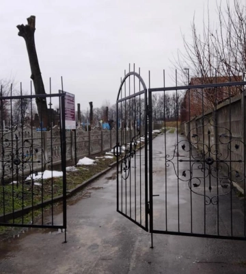 У Квасилові завершили благоустрій кладовища