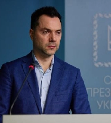 Це стало б початком: Арестович розповів, за яких умов можуть відбутися переговори з РФ